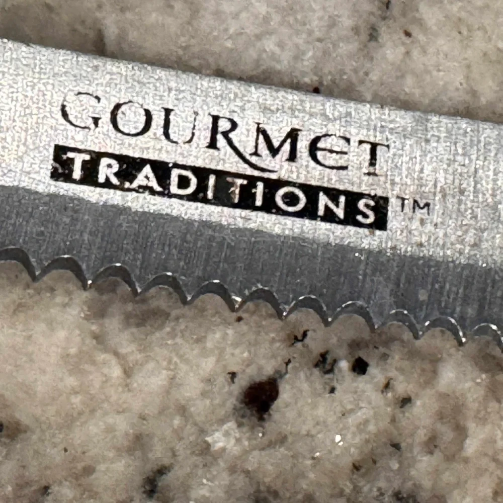13pc gourmet knife set stainless steel & some wooden handles sharp knife’s